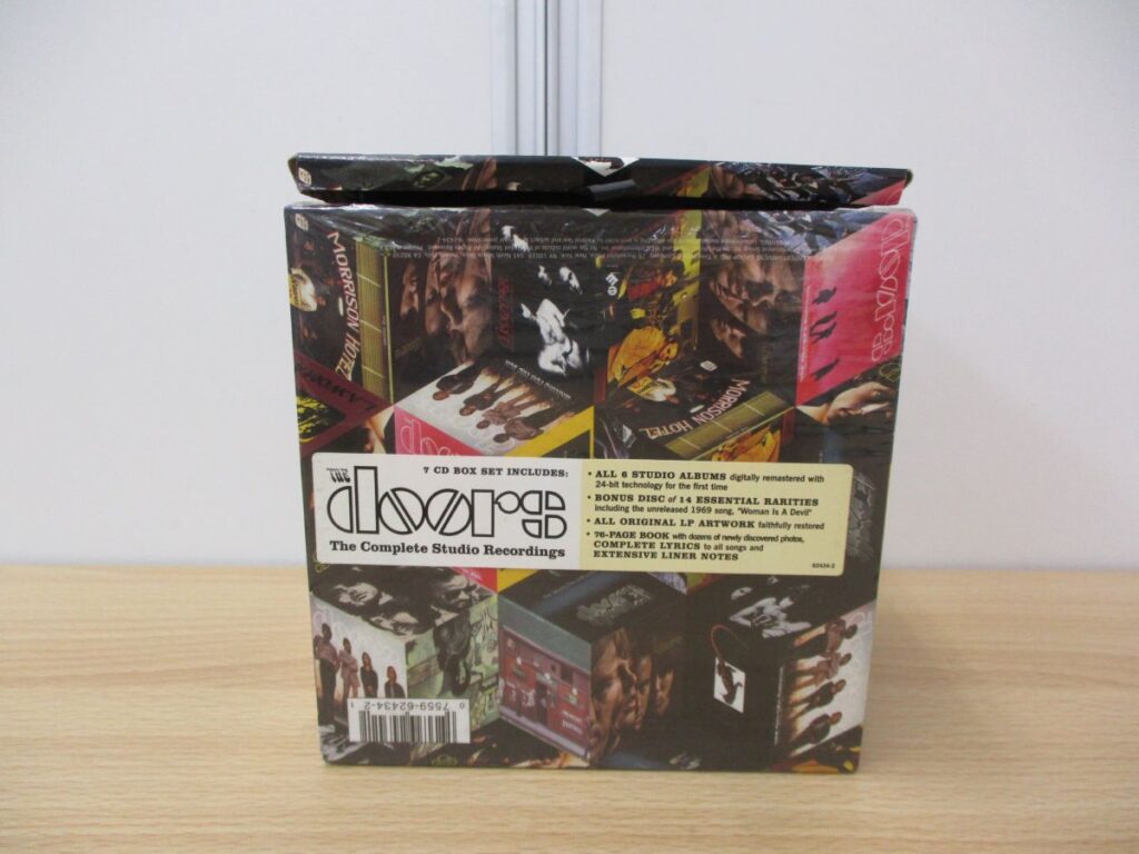 洋邦のロックのレコード約1000枚・ロック、ジャズのCD約1000枚 買取金額: 23万8,000円